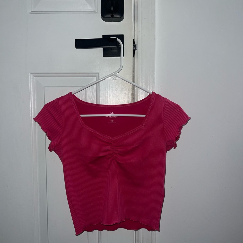 Crop top! Pretty pink! Nice fit! Hollister brand